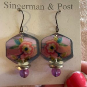 SINGERMAN & POST NWT hand made with hummingbird and flower artwork drop earrings